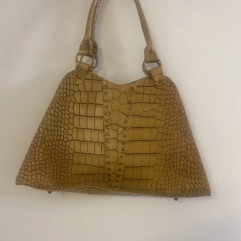 Purse - Picture 2 of 2